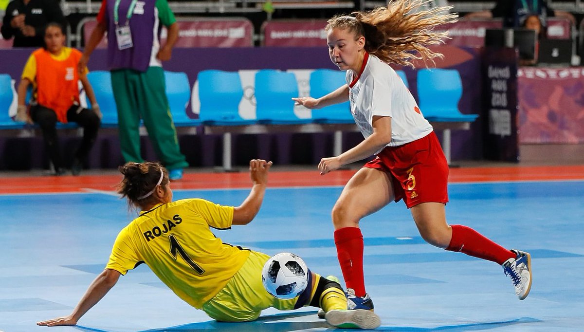 Treino de Futsal Feminino